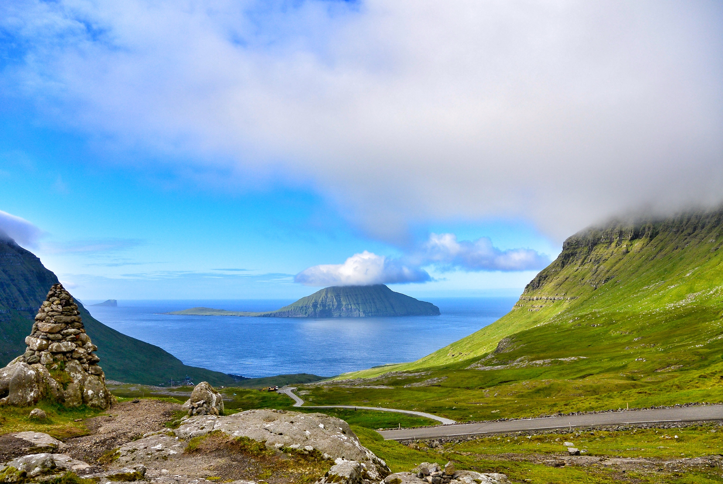 Island Paradise: Exploring the Stunning Faroe Islands