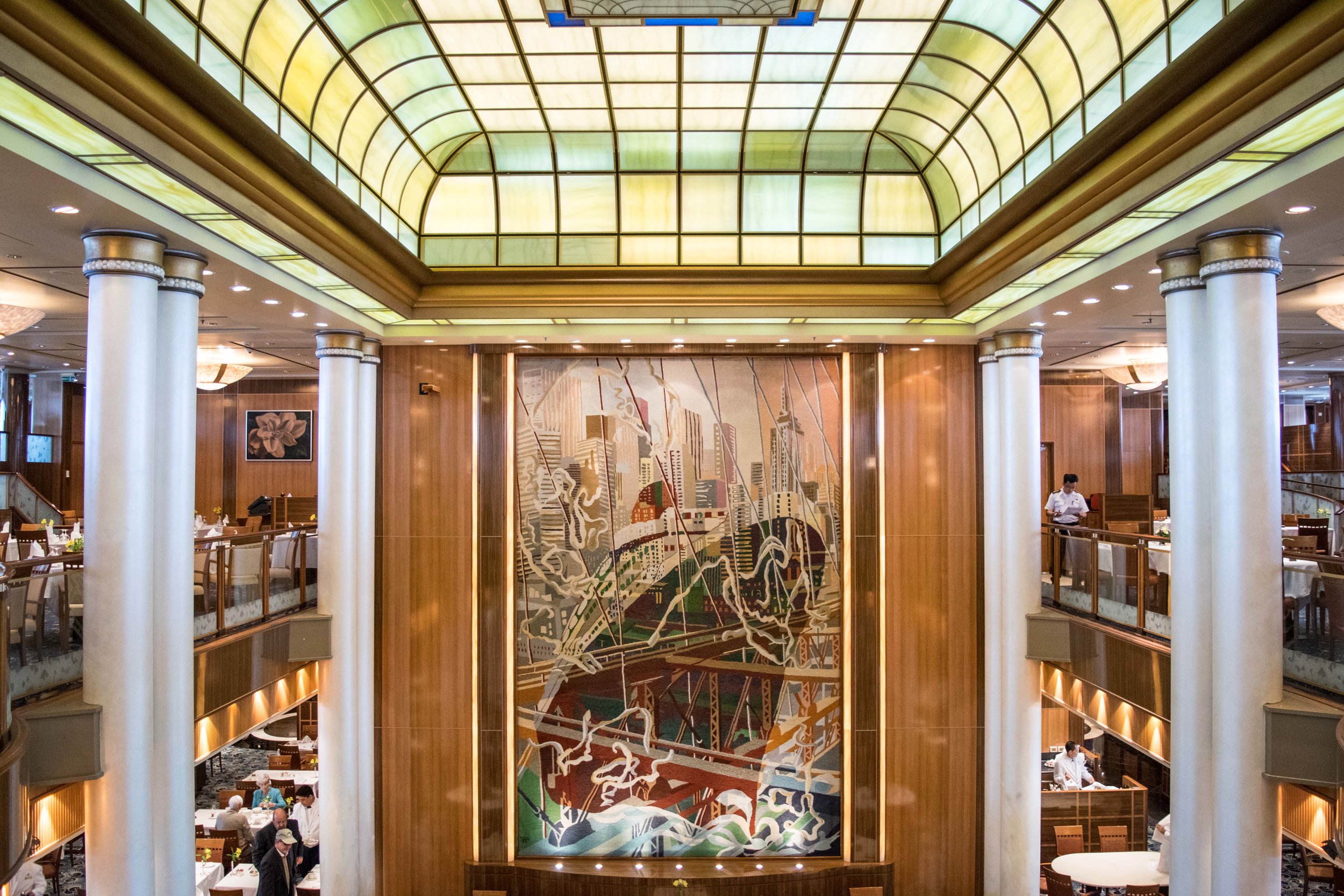 11 Reasons Why You Should Absolutely Consider a Voyage on the Queen Mary 2
