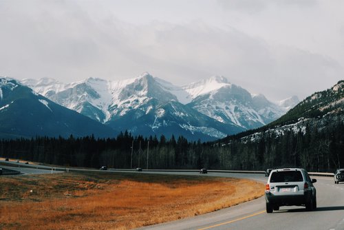 A Rocky Mountains Road Trip Checklist: 25 Essential Items to Bring